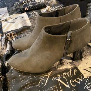 Grey booties, cute w jeans